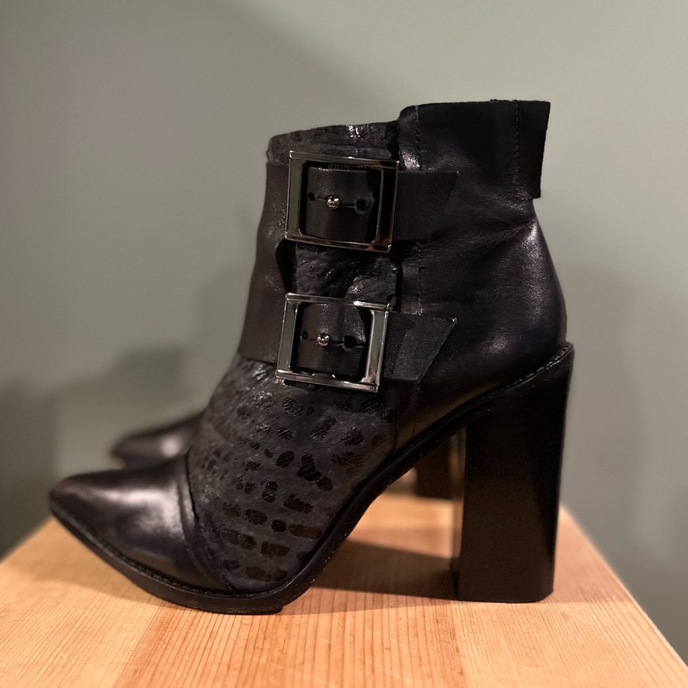 REVOLVE Tibi Piper Ankle Boot size 37.5